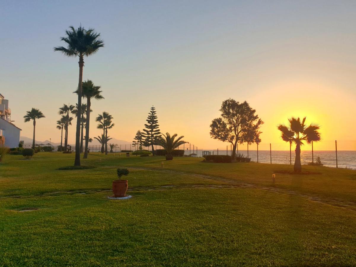 Casitamar Frontline Beach House Rental Casares Costa Near Estepona Bahia de Casares エクステリア 写真